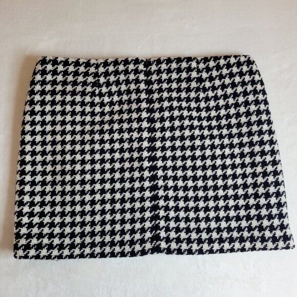 GAP Wool Houndstooth Mini Skirt NWOT - Picture 2 of 8